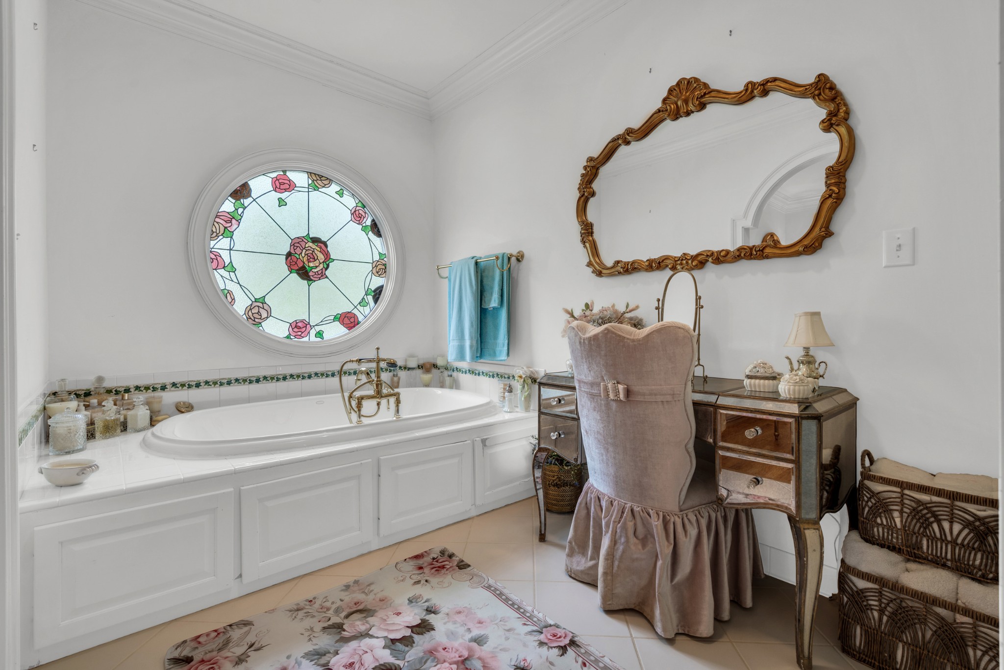 Dover, Tennessee, 37058, United States, 6 Bedrooms Bedrooms, ,4 BathroomsBathrooms,Residential,For Sale,1981726