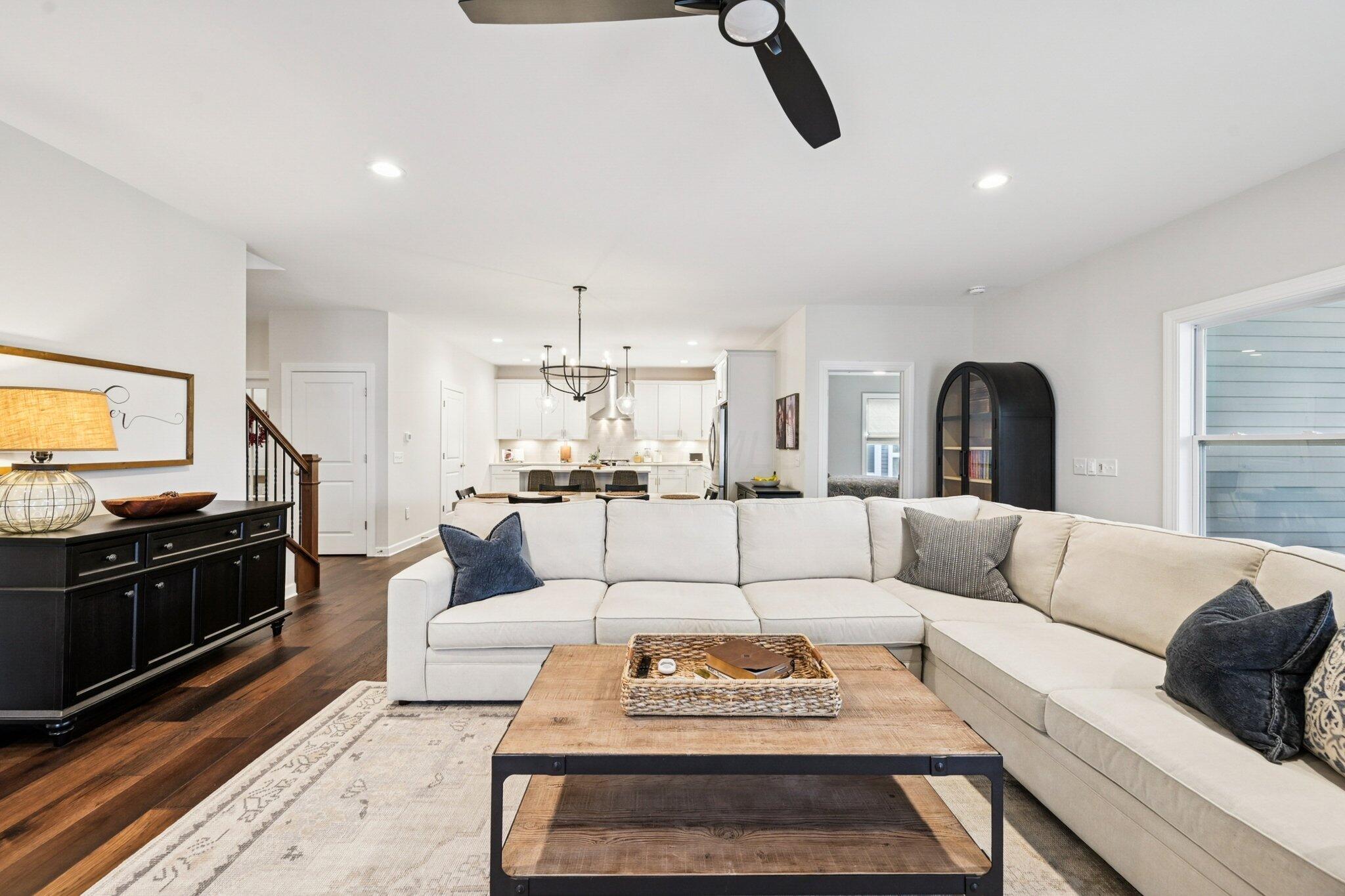 Powell, Ohio, 43065, United States, 4 Bedrooms Bedrooms, ,4 BathroomsBathrooms,Residential,For Sale,1966964