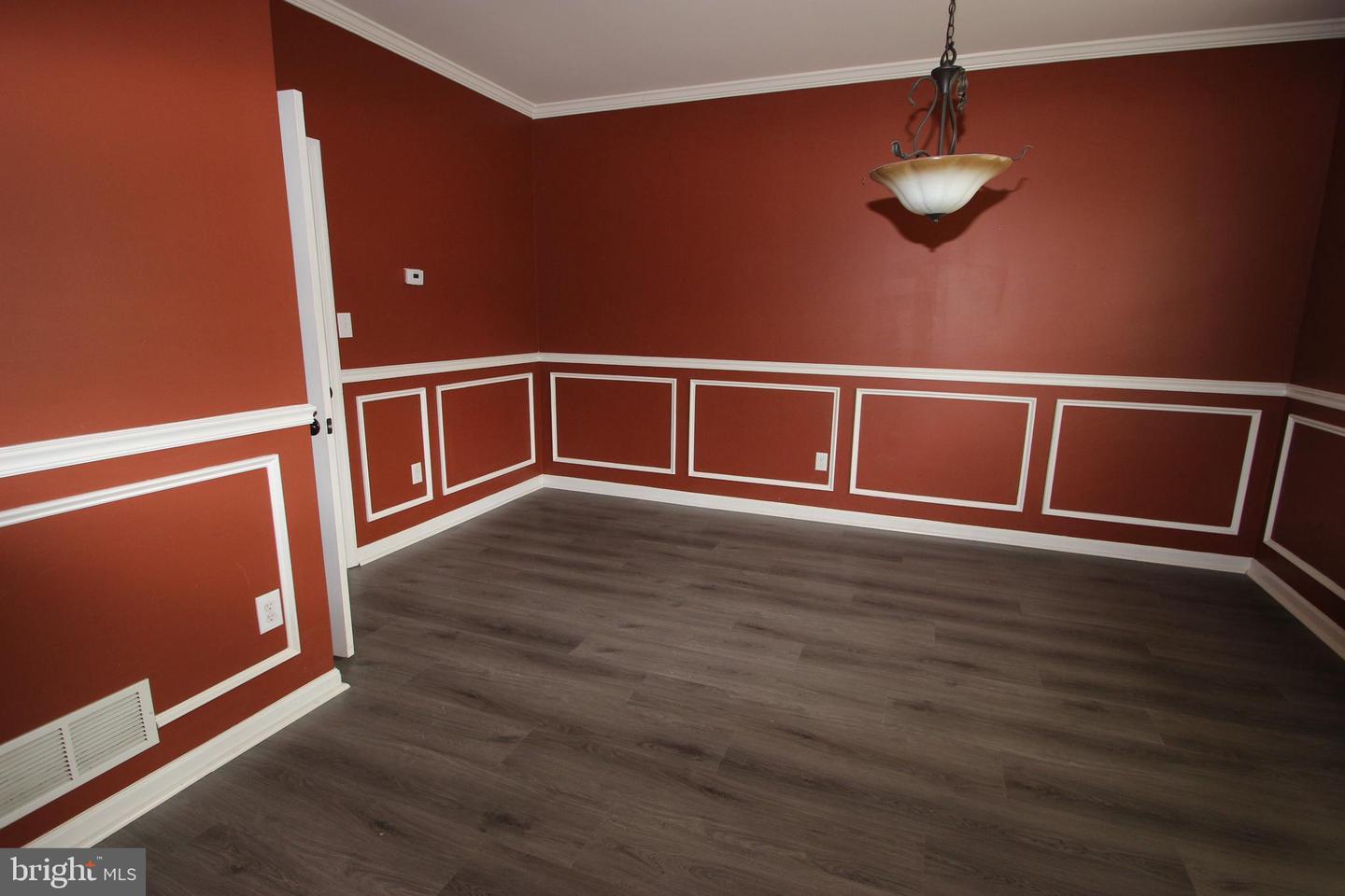 New Castle, Delaware, 19720, United States, 4 Bedrooms Bedrooms, ,3 BathroomsBathrooms,Residential,For Sale,2049034