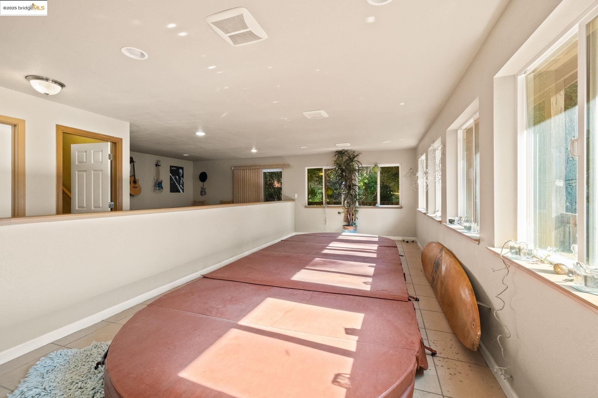 Sonora, California, 95370, United States, 5 Bedrooms Bedrooms, ,3 BathroomsBathrooms,Residential,For Sale,1979113