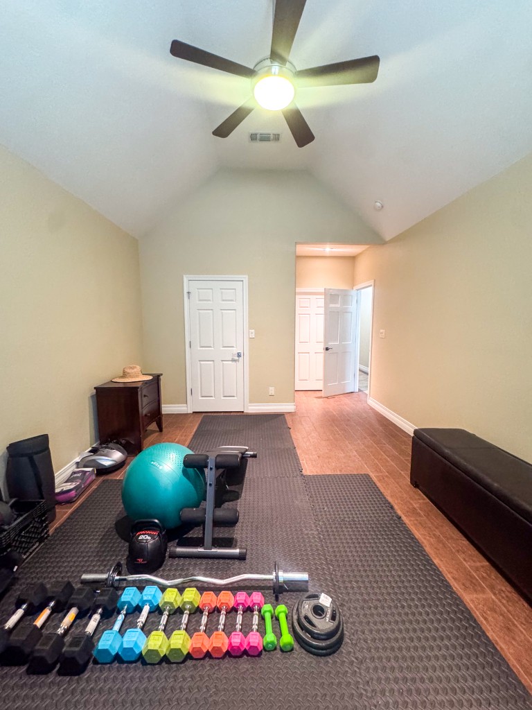 Bloomburg, Texas, 75556, United States, 4 Bedrooms Bedrooms, ,2 BathroomsBathrooms,Residential,For Sale,1789211