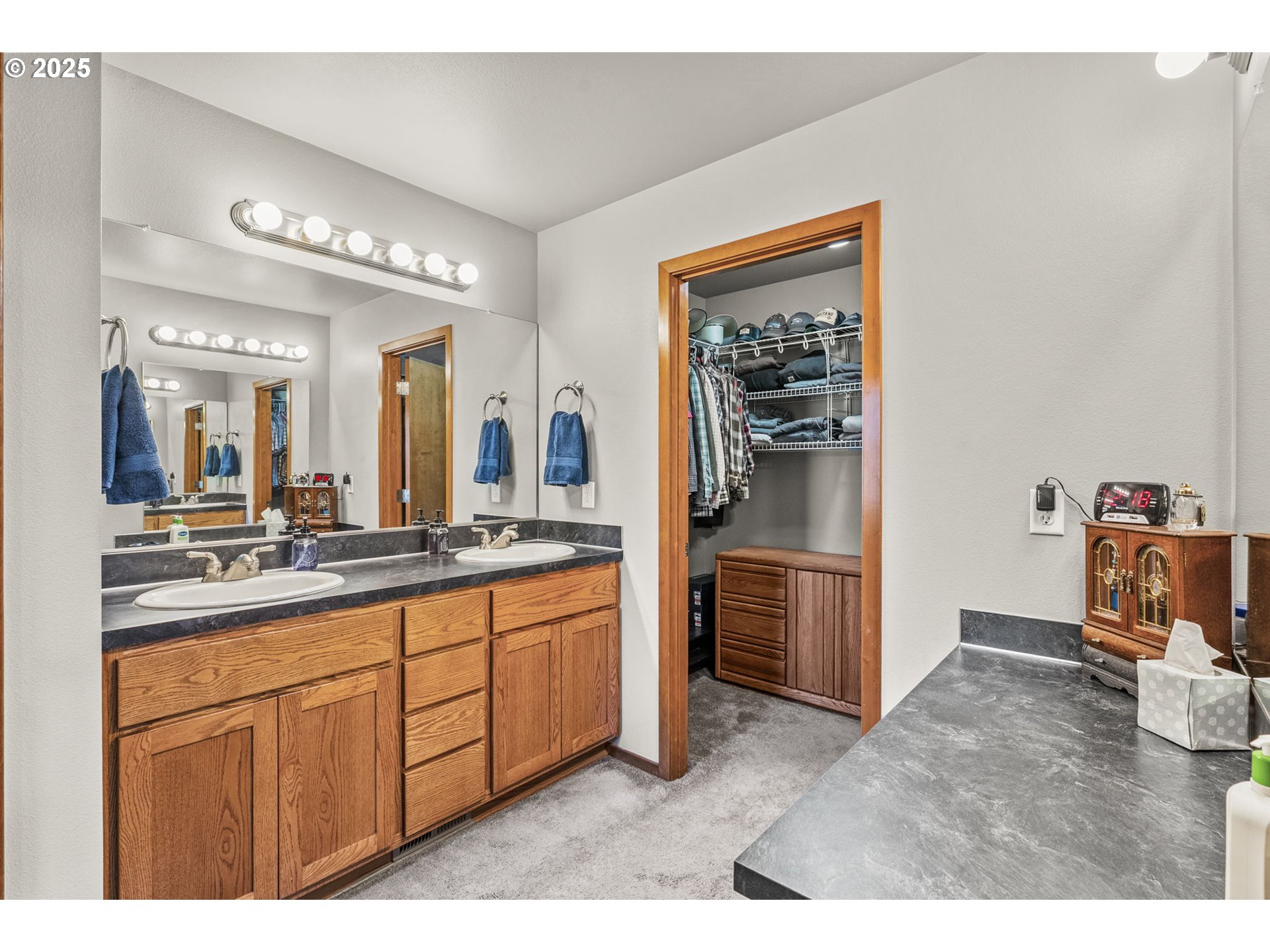 Castle Rock, Washington, 98611, United States, 3 Bedrooms Bedrooms, ,2 BathroomsBathrooms,Residential,For Sale,1848776