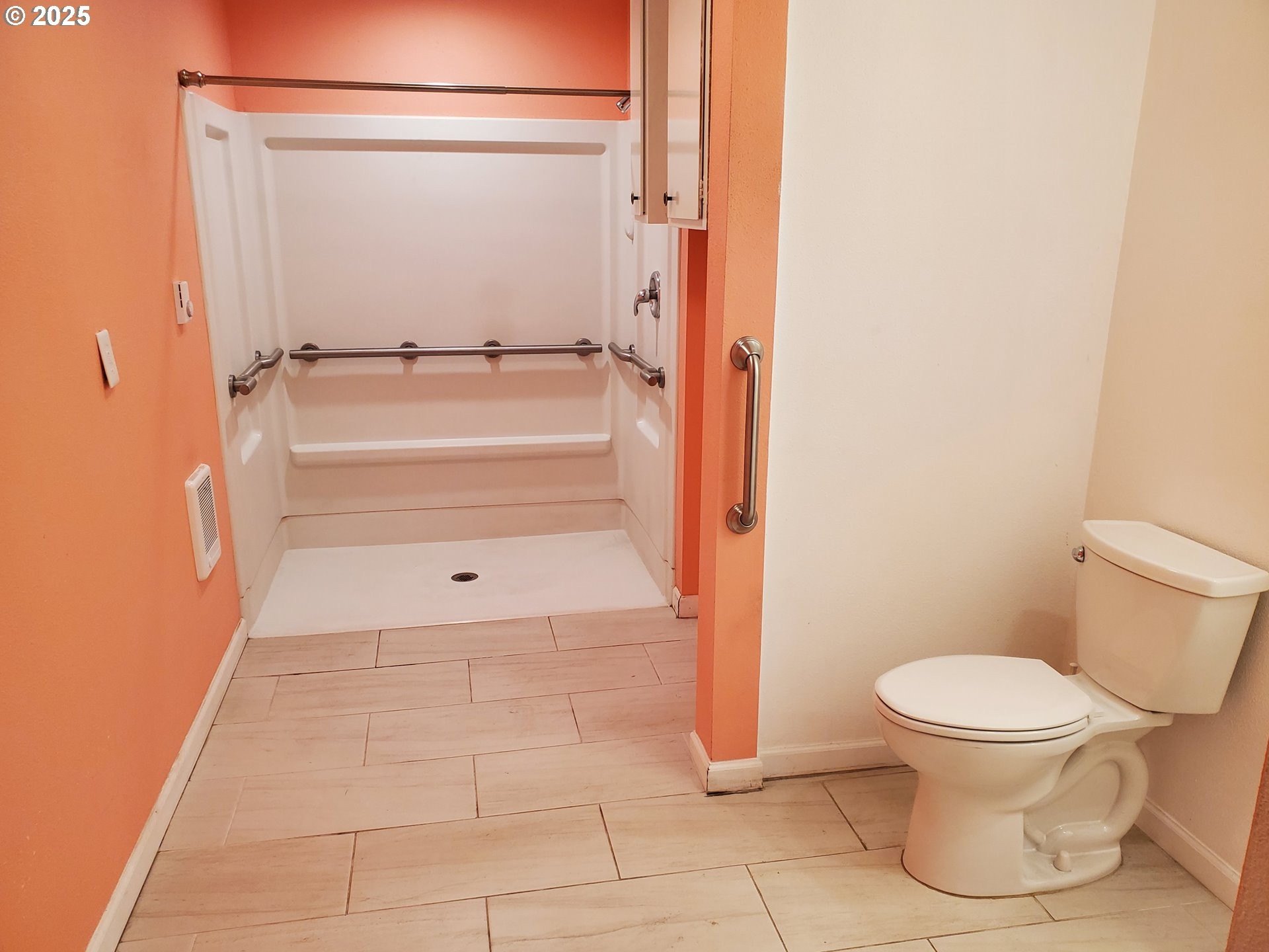 Pleasant Hill, Oregon, 97455, United States, 4 Bedrooms Bedrooms, ,3 BathroomsBathrooms,Residential,For Sale,1753097