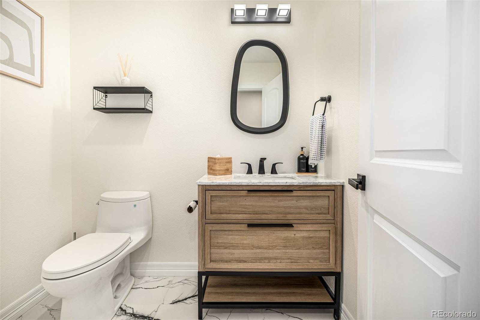 Lone Tree, Colorado, 80124, United States, 6 Bedrooms Bedrooms, ,8 BathroomsBathrooms,Residential,For Sale,1977515