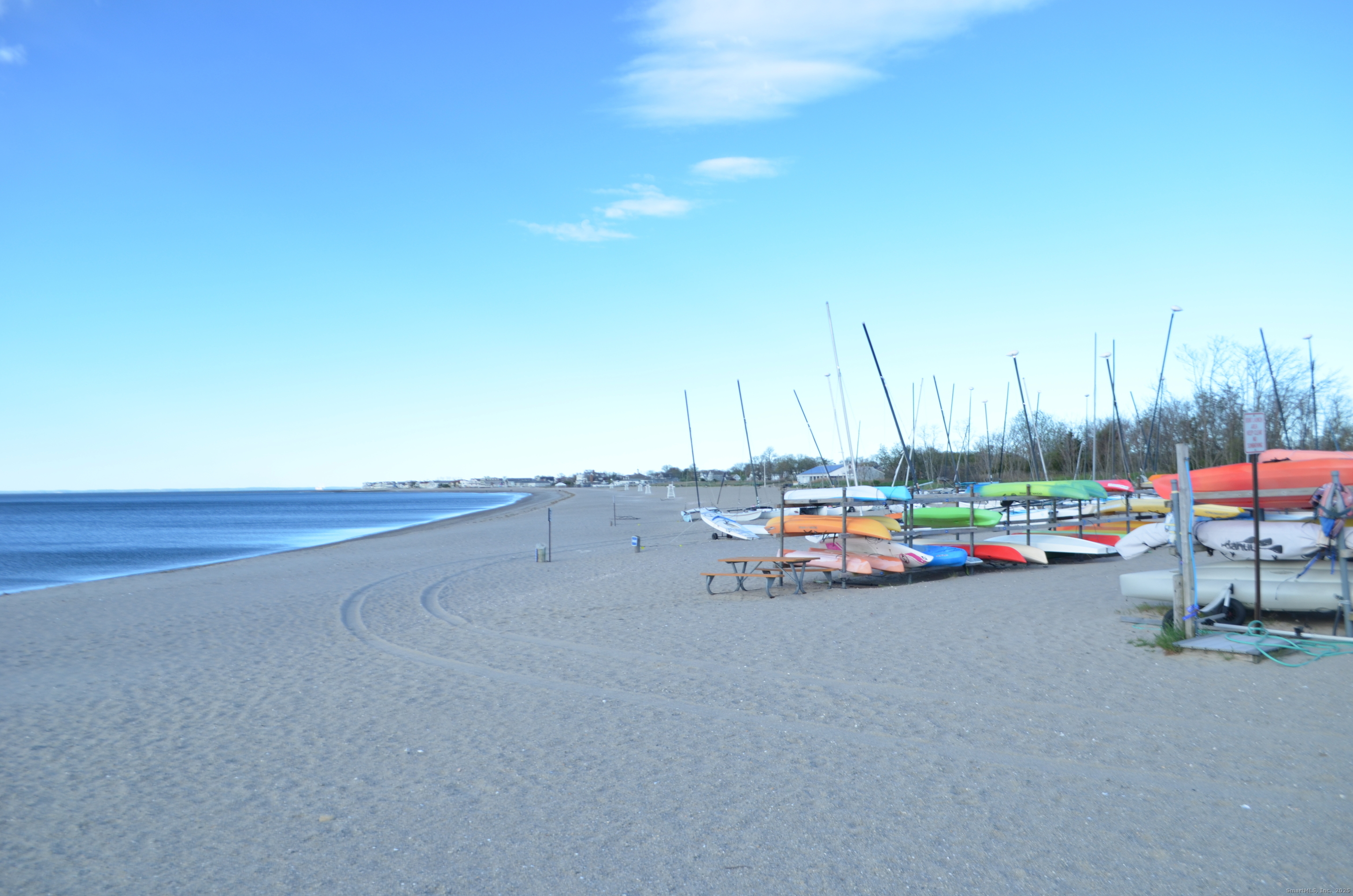 Fairfield, Connecticut, 06824, United States, 3 Bedrooms Bedrooms, ,3 BathroomsBathrooms,Residential,For Sale,2001723