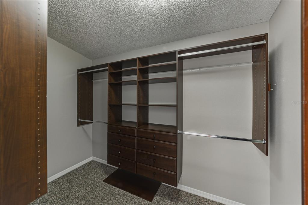 Oldsmar, Florida, 34677, United States, 5 Bedrooms Bedrooms, ,3 BathroomsBathrooms,Residential,For Sale,1988013