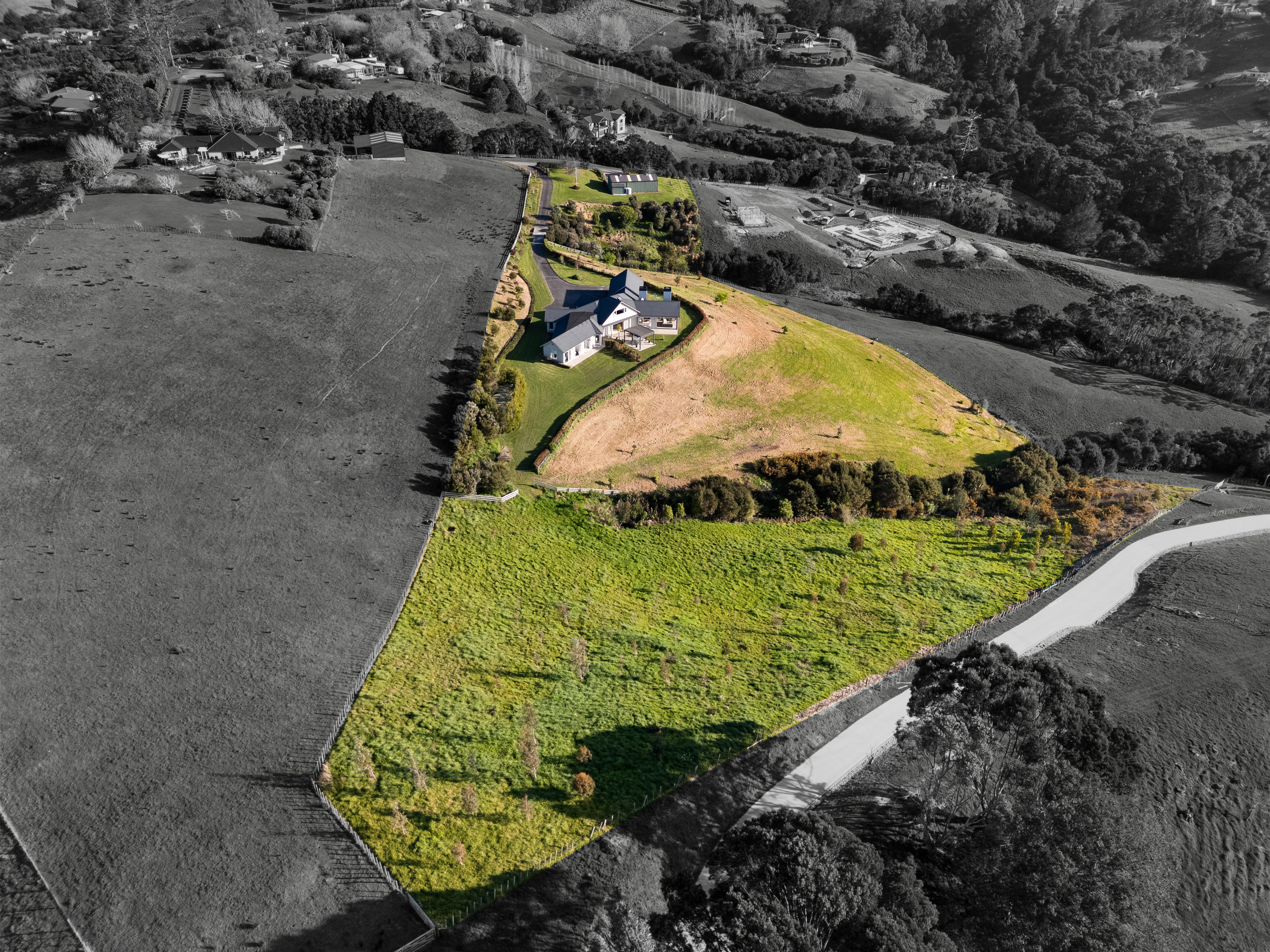  5 Acres of Private Luxury - A Smart Alternative to City Living - 物件實景