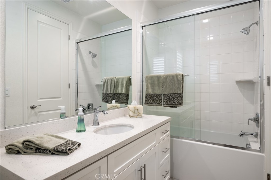 Lake Forest, California, 92679, United States, 5 Bedrooms Bedrooms, ,5 BathroomsBathrooms,Residential,For Sale,2000846