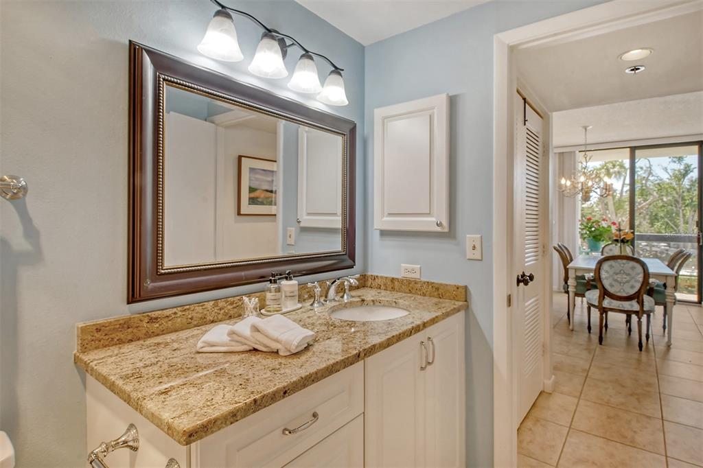 Longboat Key, Florida, 34228, United States, 2 Bedrooms Bedrooms, ,2 BathroomsBathrooms,Residential,For Sale,1989430