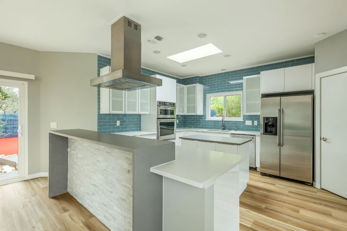 Lakeway, Texas, 78734, United States, 3 Bedrooms Bedrooms, ,3 BathroomsBathrooms,Residential,For Sale,2001853