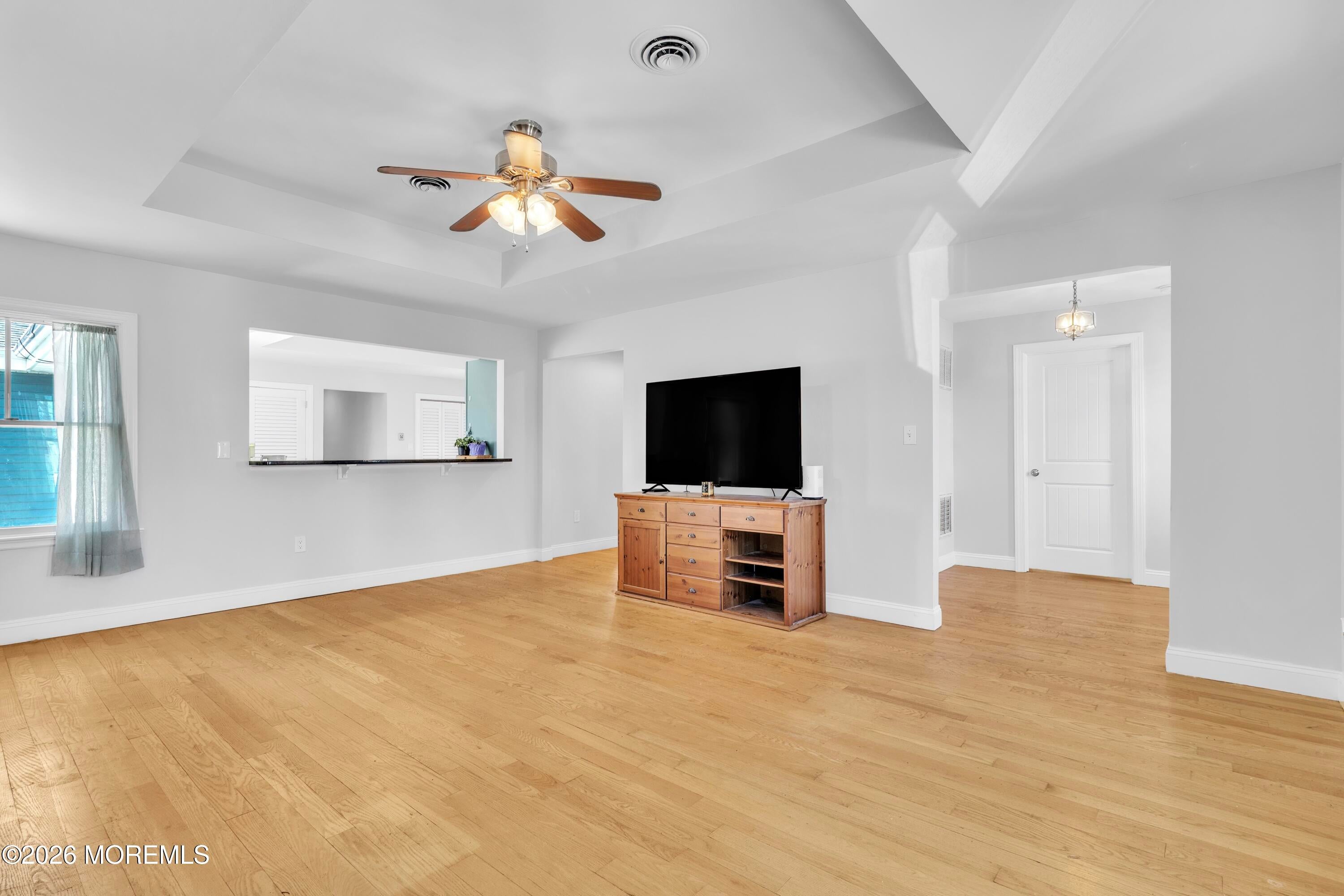 Brick, New Jersey, 08723, United States, 5 Bedrooms Bedrooms, ,2 BathroomsBathrooms,Residential,For Sale,2036469