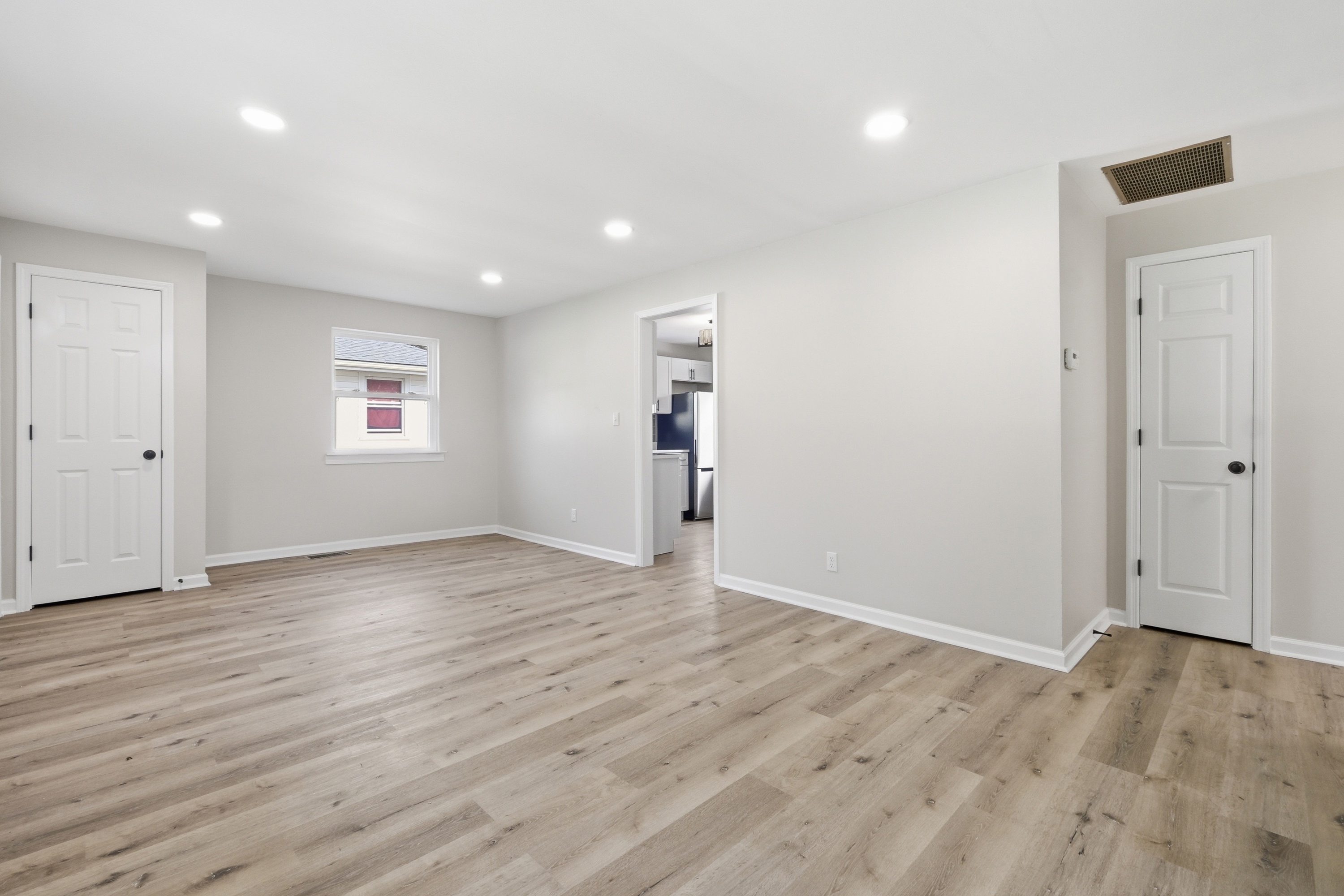  2209 Peaslee Road, Louisville, KY 40216 - 物件實景