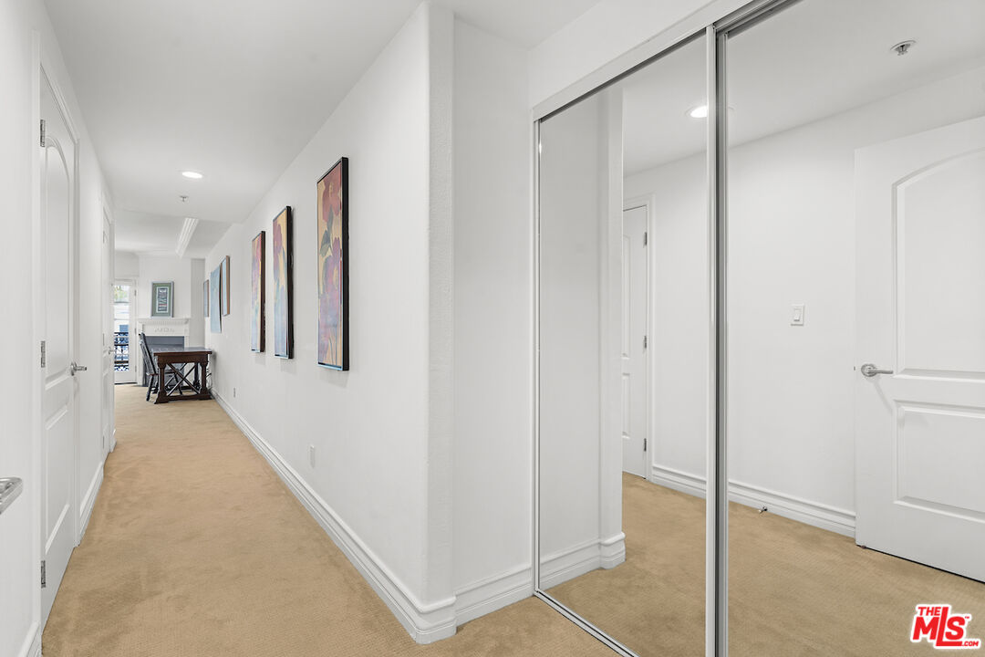 Los Angeles, California, 90049, United States, 3 Bedrooms Bedrooms, ,3 BathroomsBathrooms,Residential,For Sale,1885770