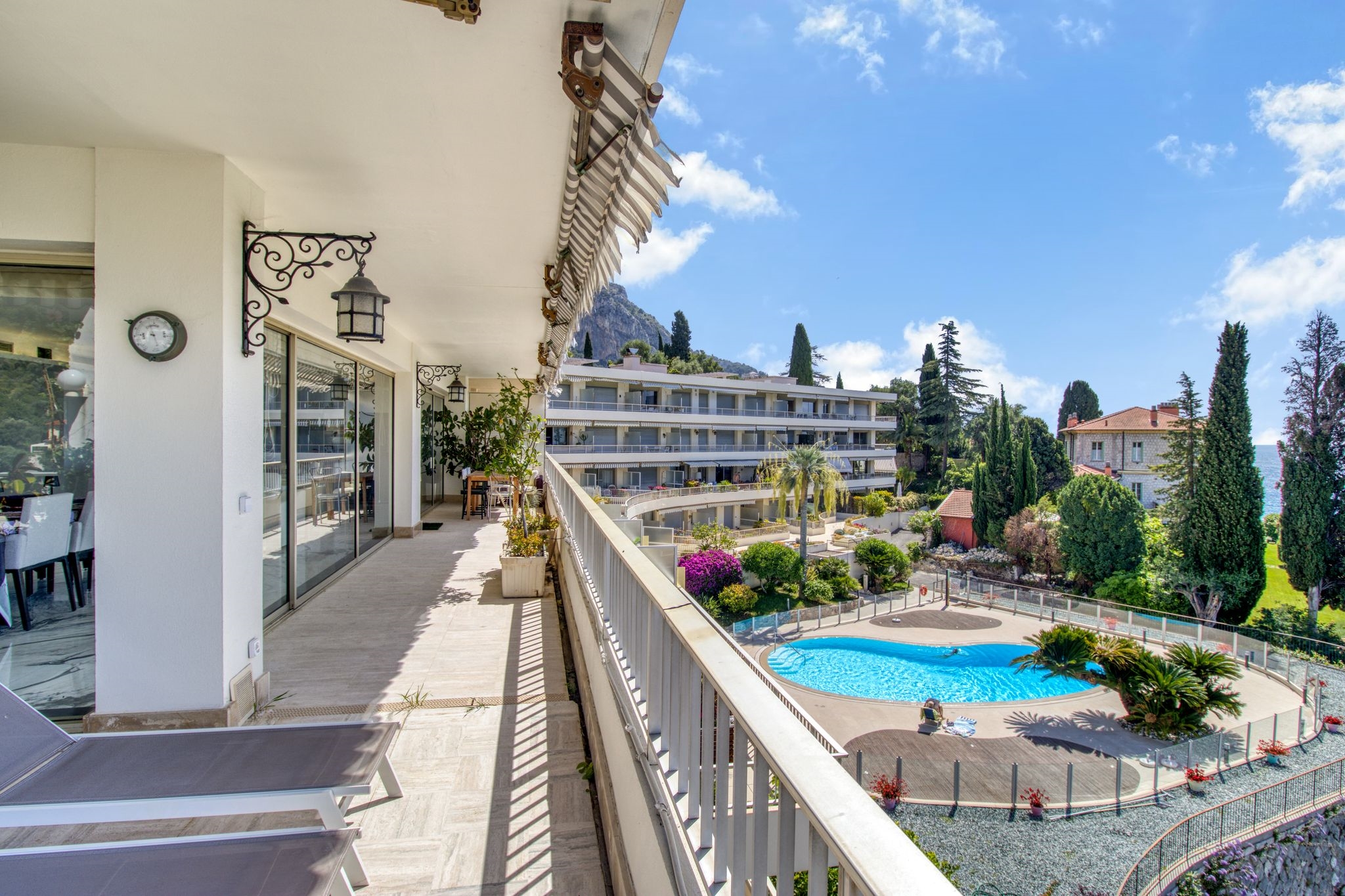  Exceptional Menton Garavan Penthouse: Breathtaking Sea Views - 物件實景