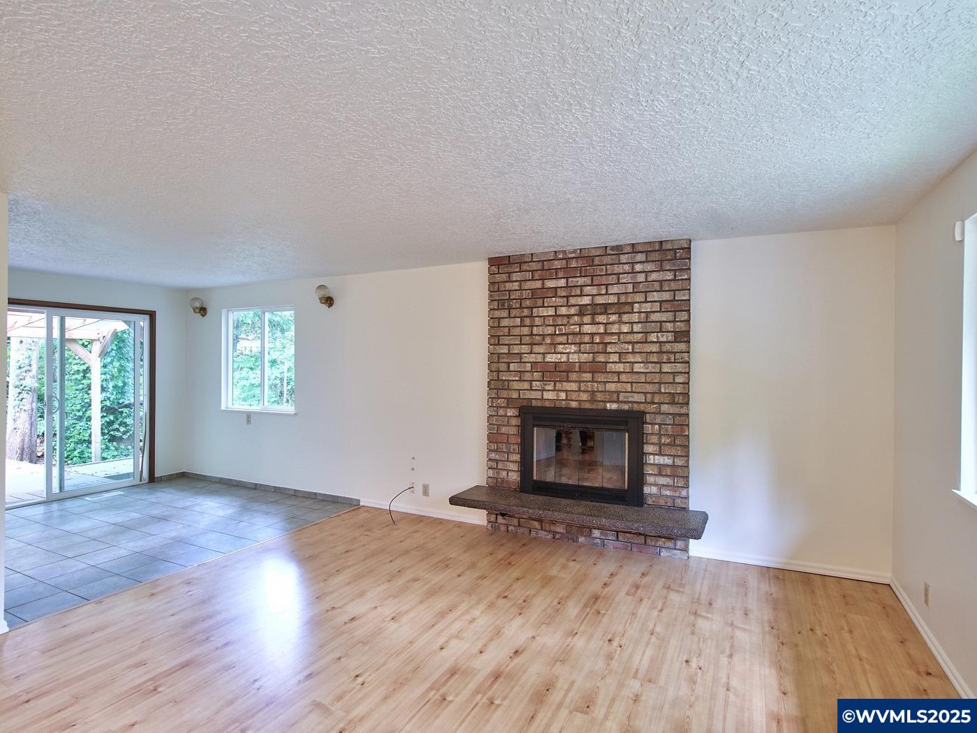 Lincoln City, Oregon, 97367, United States, ,2 BathroomsBathrooms,Residential,For Sale,1974153