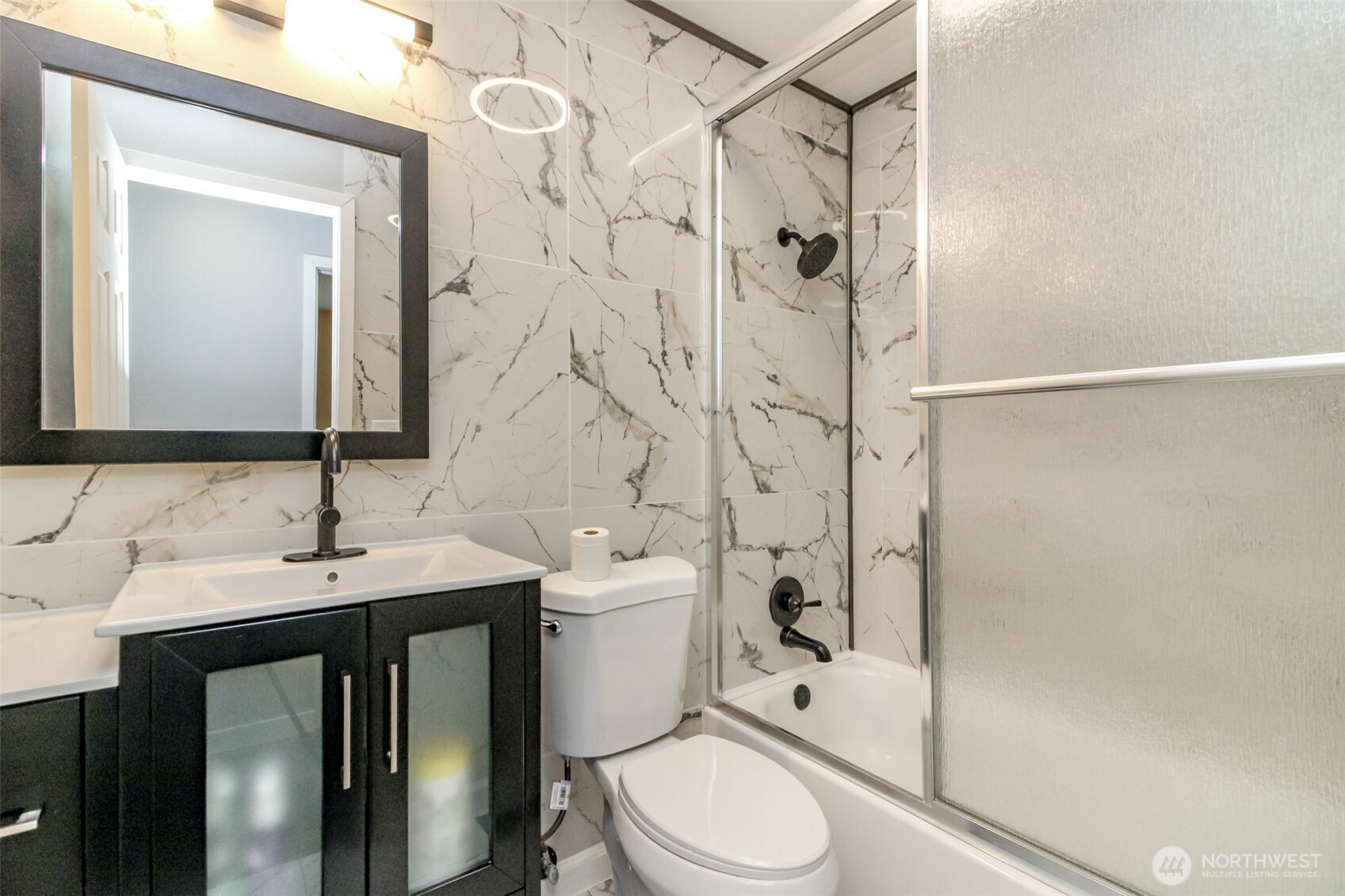 Tacoma, Washington, 98444, United States, 4 Bedrooms Bedrooms, ,2 BathroomsBathrooms,Residential,For Sale,1977336