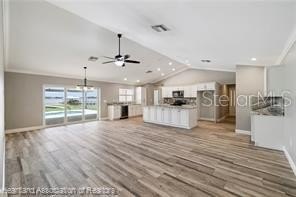 LAKE PLACID, Florida, 33852, United States, 5 Bedrooms Bedrooms, ,5 BathroomsBathrooms,Residential,For Sale,1983163