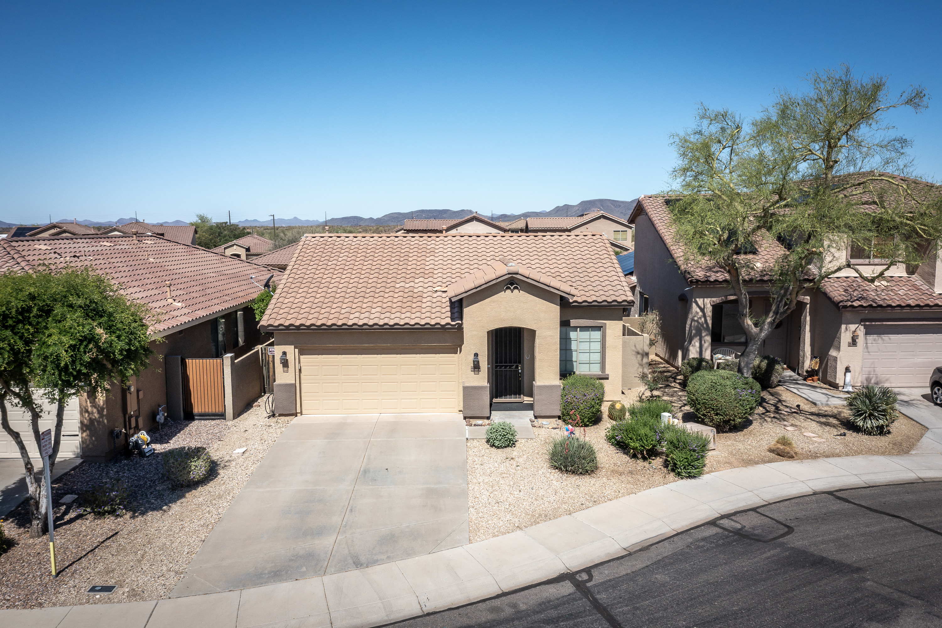 ANTHEM, Arizona, 85086, United States, 4 Bedrooms Bedrooms, ,2 BathroomsBathrooms,Residential,For Sale,1937627