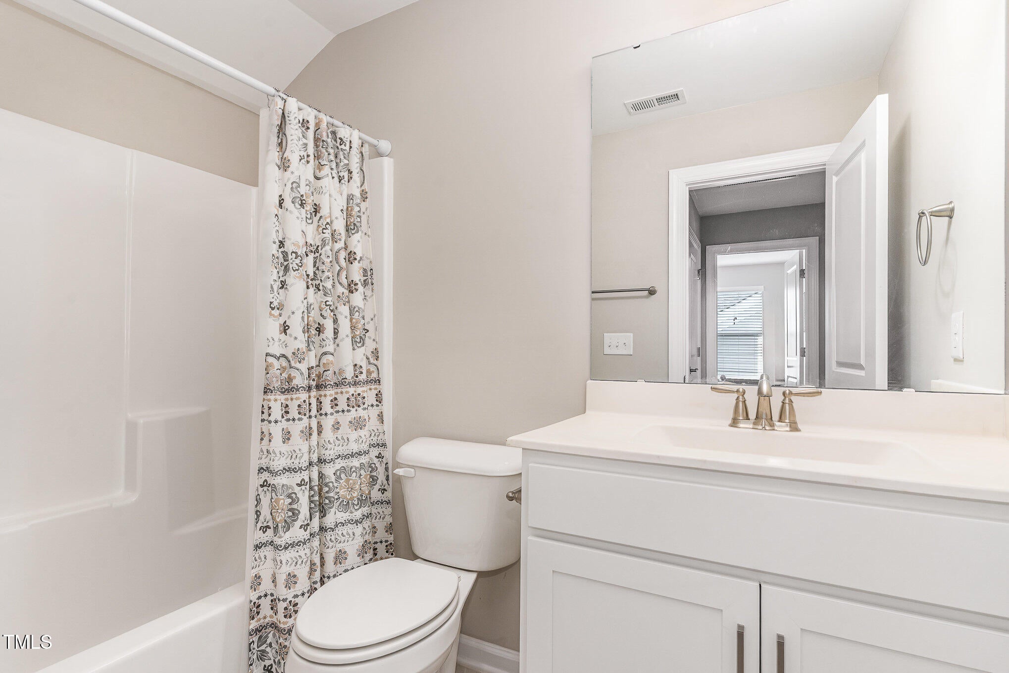 Cary, North Carolina, 27518, United States, 3 Bedrooms Bedrooms, ,3 BathroomsBathrooms,Residential,For Sale,1902781