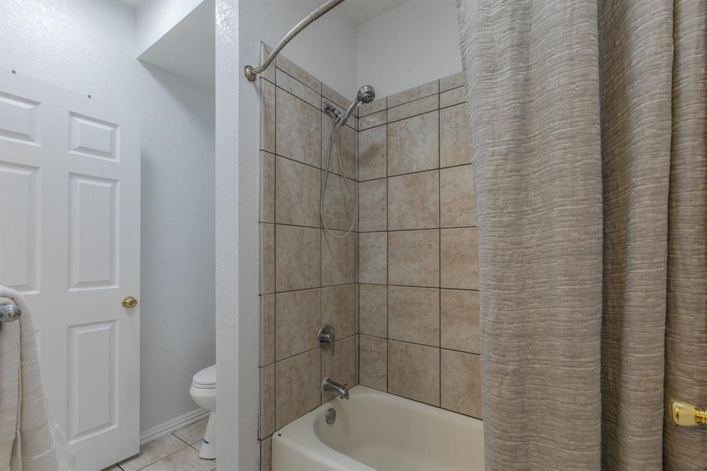 Midlothian, Texas, 76065, United States, 3 Bedrooms Bedrooms, ,3 BathroomsBathrooms,Residential,For Sale,2048540
