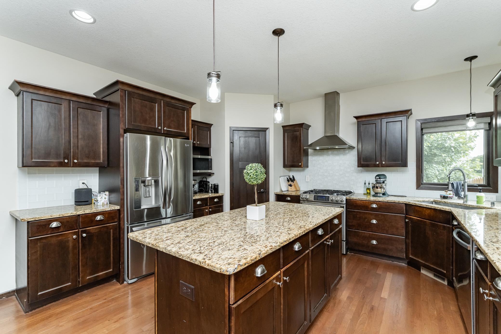 Rochester, Minnesota, 55902, United States, 4 Bedrooms Bedrooms, ,3 BathroomsBathrooms,Residential,For Sale,1940944