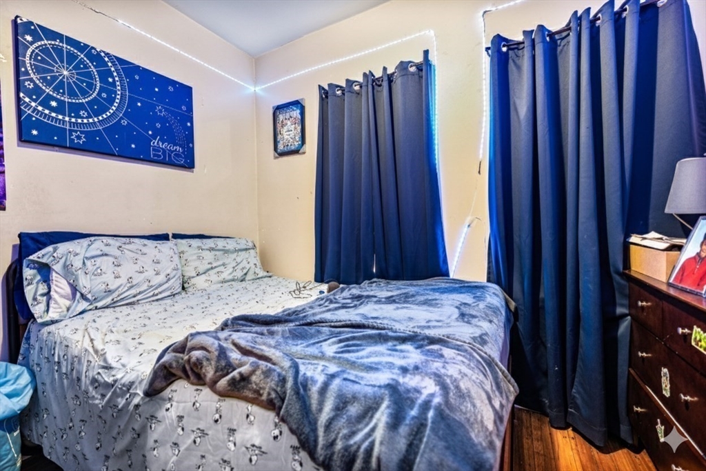 Boston, Massachusetts, 02124, United States, 11 Bedrooms Bedrooms, ,3 BathroomsBathrooms,Residential,For Sale,1980945