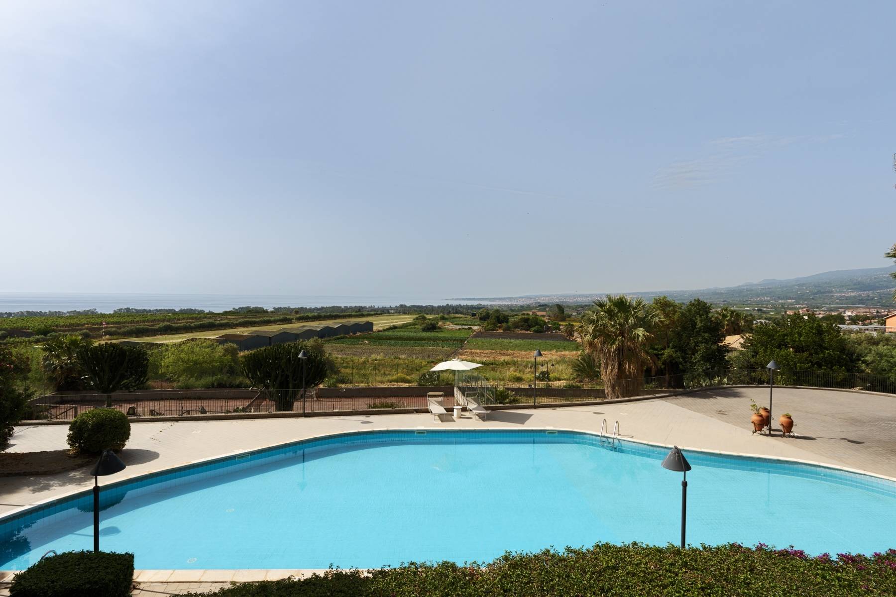  Prestigious property nestled between Mount Etna and the sea - 物件實景