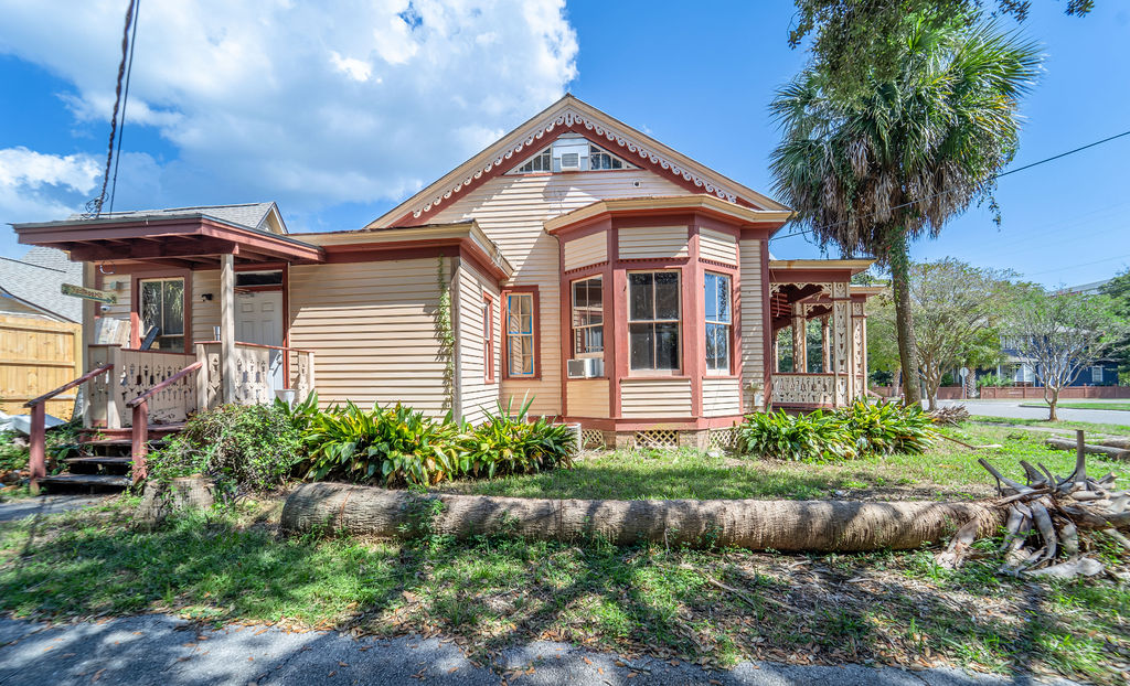 Pensacola, Florida, 32502, United States, 3 Bedrooms Bedrooms, ,2 BathroomsBathrooms,Residential,For Sale,1979545