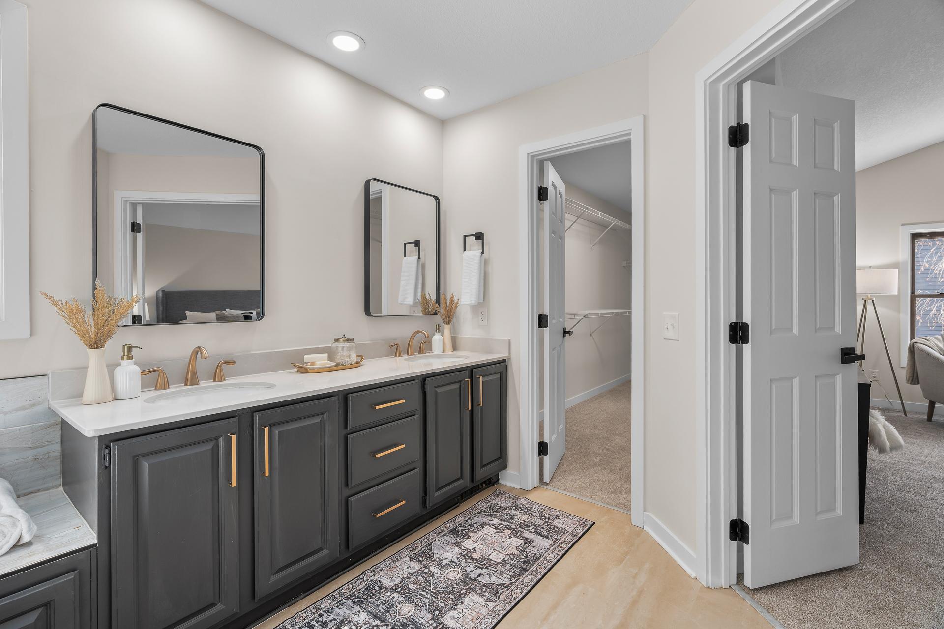 Eden Prairie, Minnesota, 55347, United States, 4 Bedrooms Bedrooms, ,4 BathroomsBathrooms,Residential,For Sale,1993292