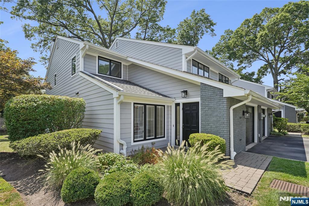 Englewood, New Jersey, 07631, United States, 3 Bedrooms Bedrooms, ,3 BathroomsBathrooms,Residential,For Sale,1925830
