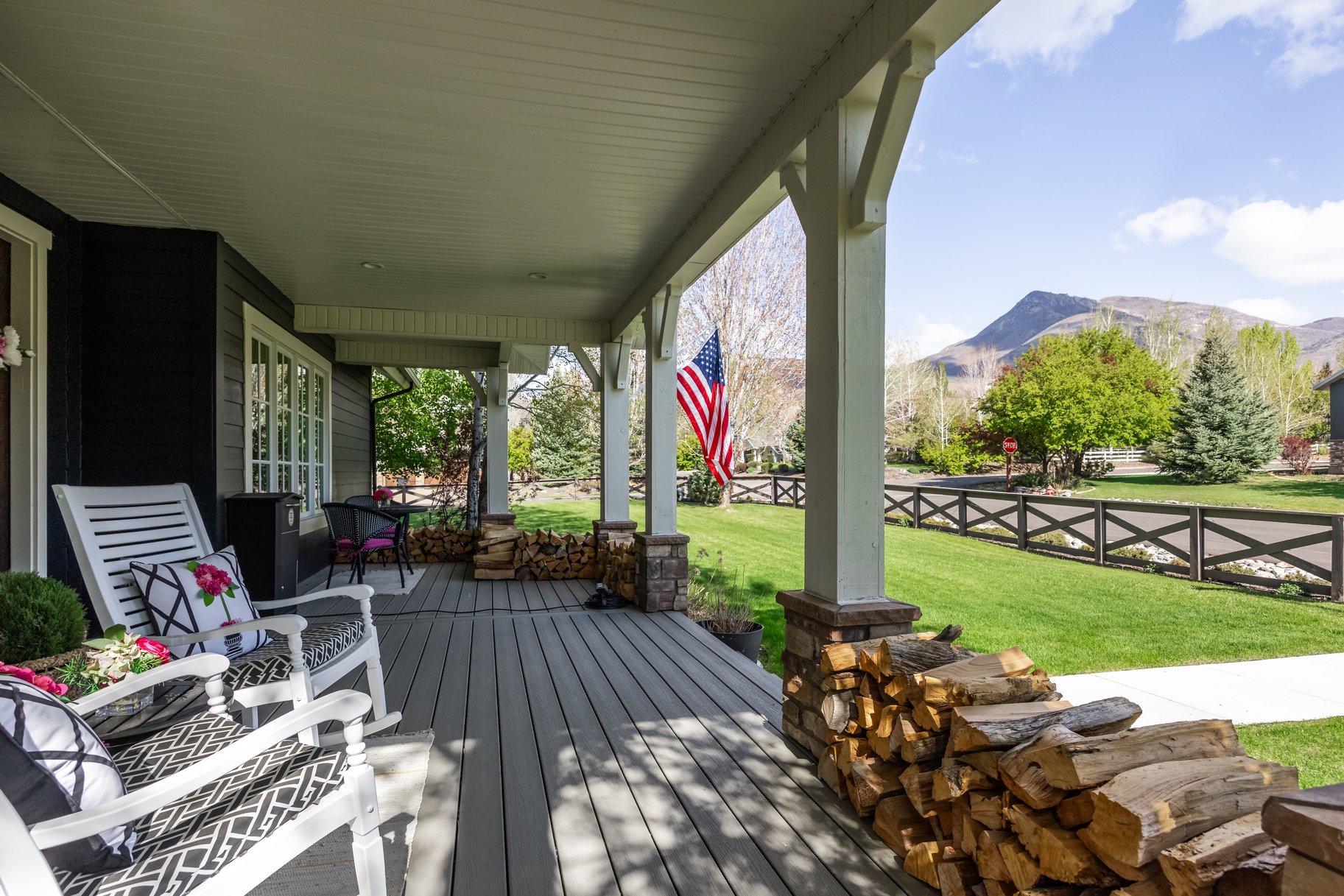  Custom Home In Dutch Fields Community In Midway - 物件實景