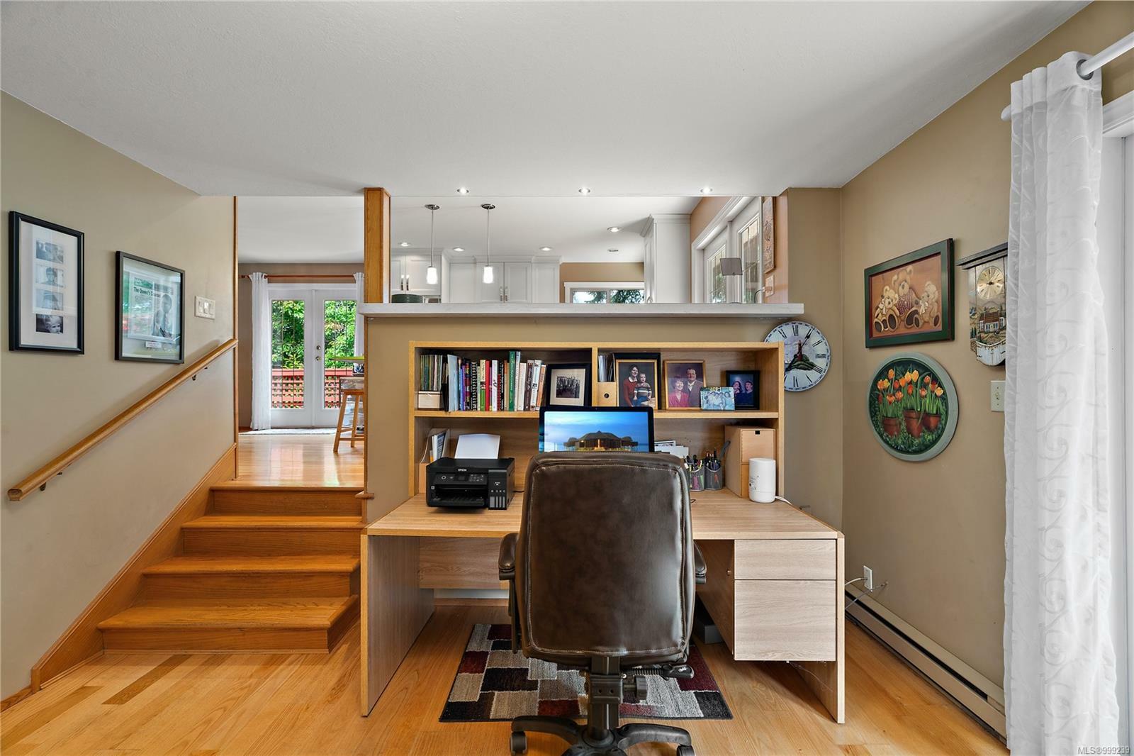 NANAIMO, British Columbia, V9V 1E9, CA, 3 Bedrooms Bedrooms, ,Residential,For Sale,1874678