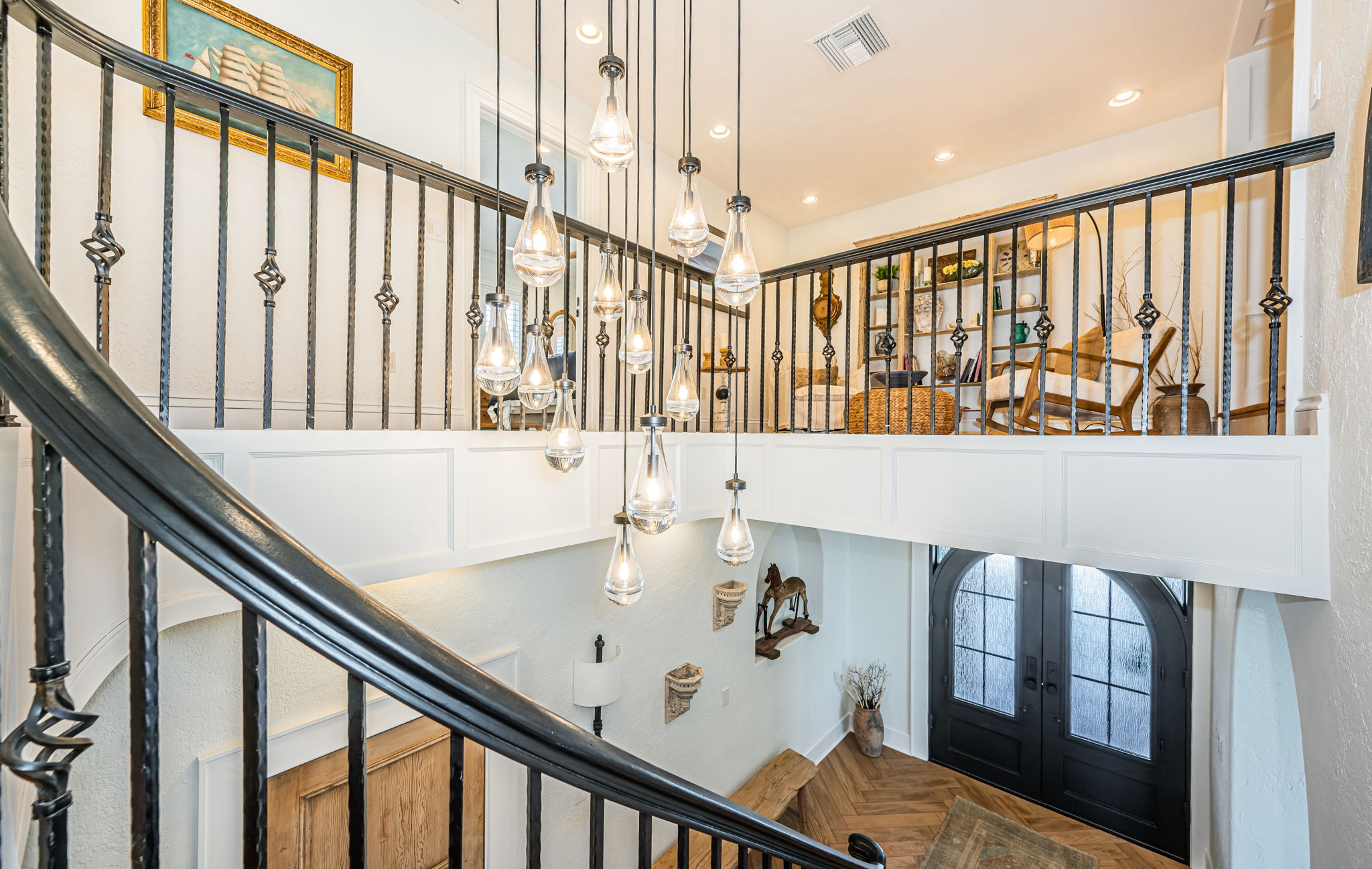 St Petersburg, Florida, 33707, United States, 5 Bedrooms Bedrooms, ,5 BathroomsBathrooms,Residential,For Sale,2007772