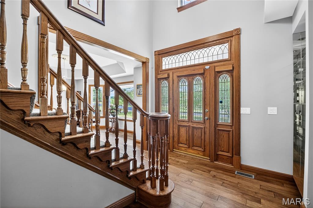 St Charles, Missouri, 63301, United States, 4 Bedrooms Bedrooms, ,4 BathroomsBathrooms,Residential,For Sale,1902113