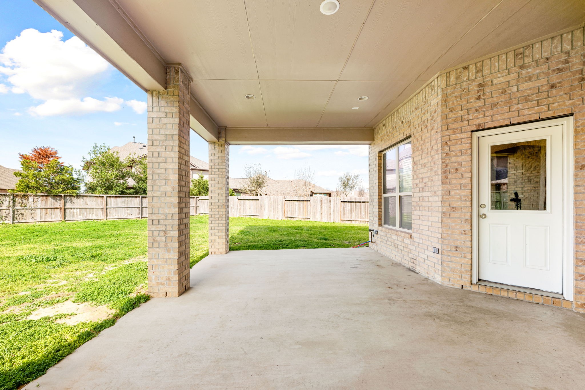  3318 Elizabeth Springs Court - 物件實景
