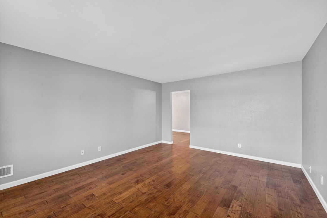 Watsonville, California, 95076, United States, 2 Bedrooms Bedrooms, ,1 BathroomBathrooms,Residential,For Sale,1969209