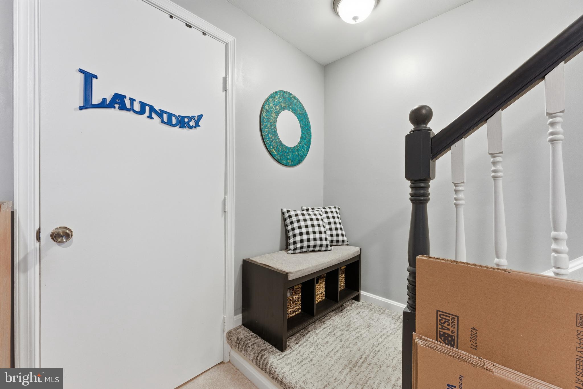 Clifton, Virginia, 20124, United States, 2 Bedrooms Bedrooms, ,3 BathroomsBathrooms,Residential,For Sale,2001572