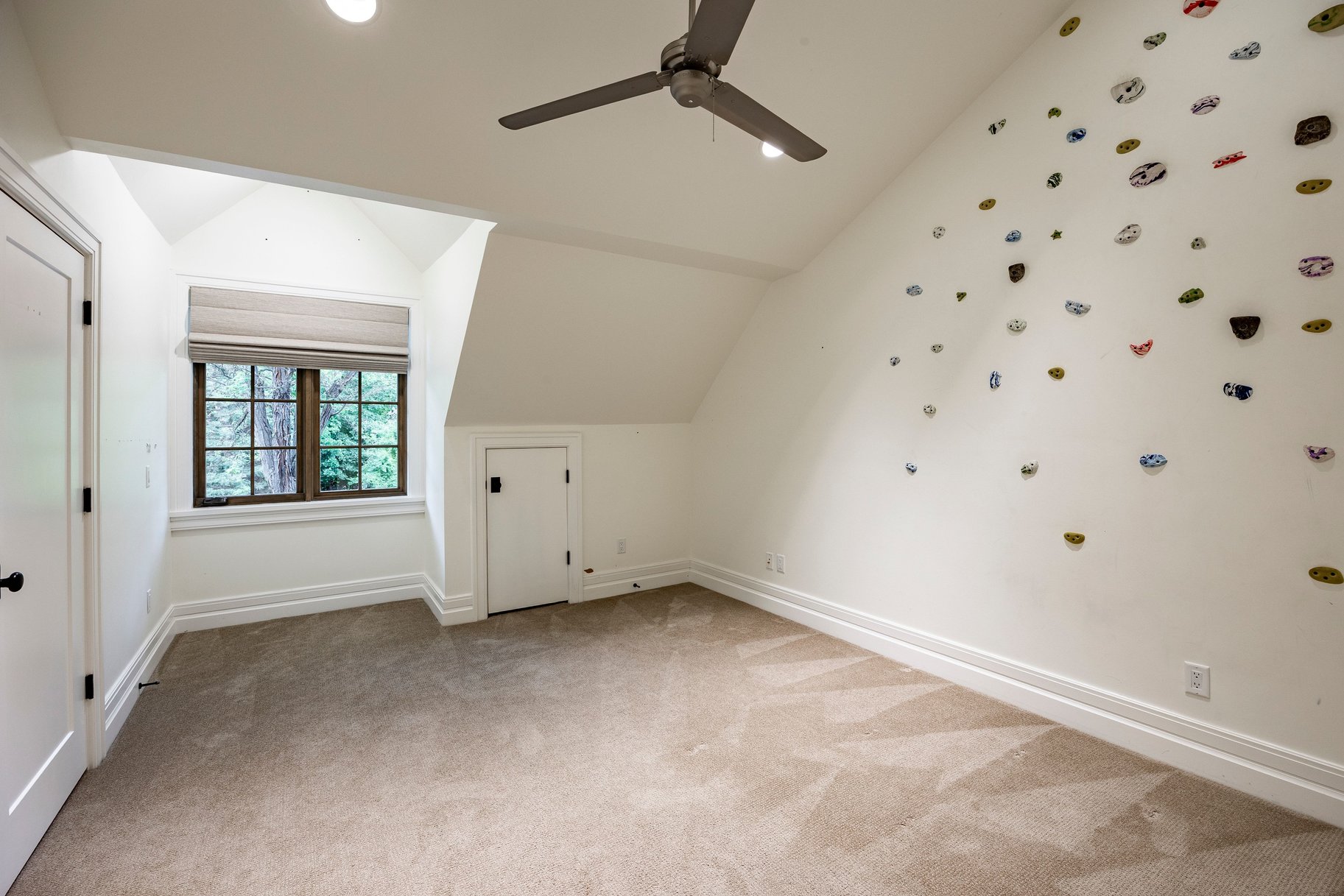  Stunning Tudor Estate in Premier Walker Lane Neighborhood - 物件實景