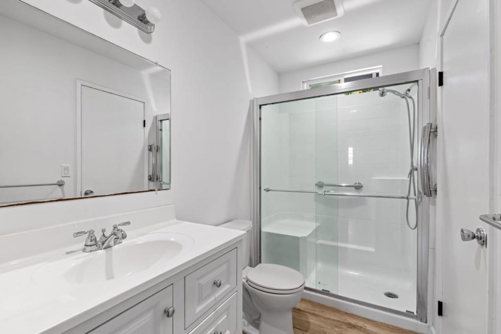 Watsonville, California, 95076, United States, 3 Bedrooms Bedrooms, ,2 BathroomsBathrooms,Residential,For Sale,1976793