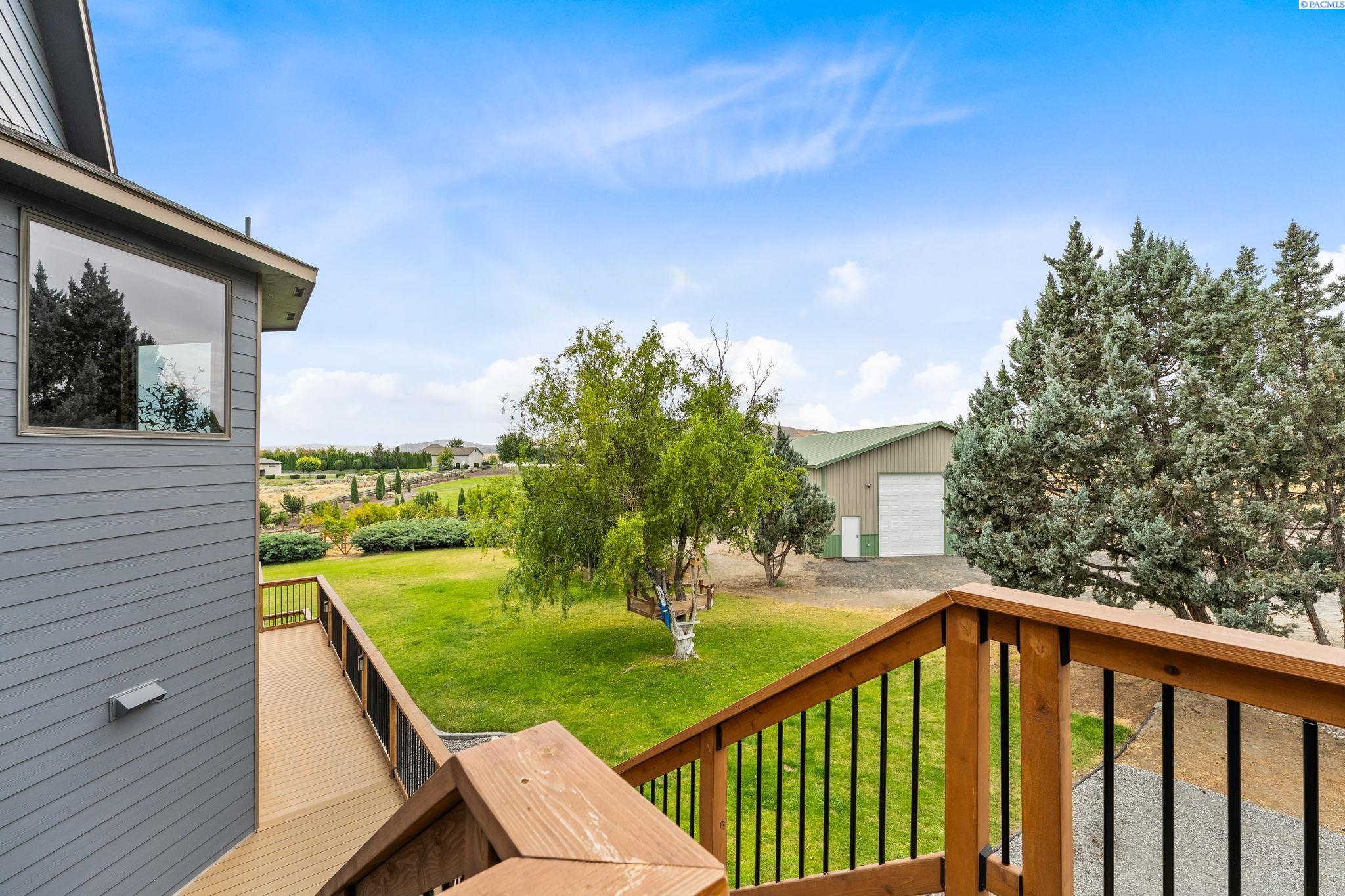 West Richland, Washington, 99353, United States, 5 Bedrooms Bedrooms, ,3 BathroomsBathrooms,Residential,For Sale,1906859