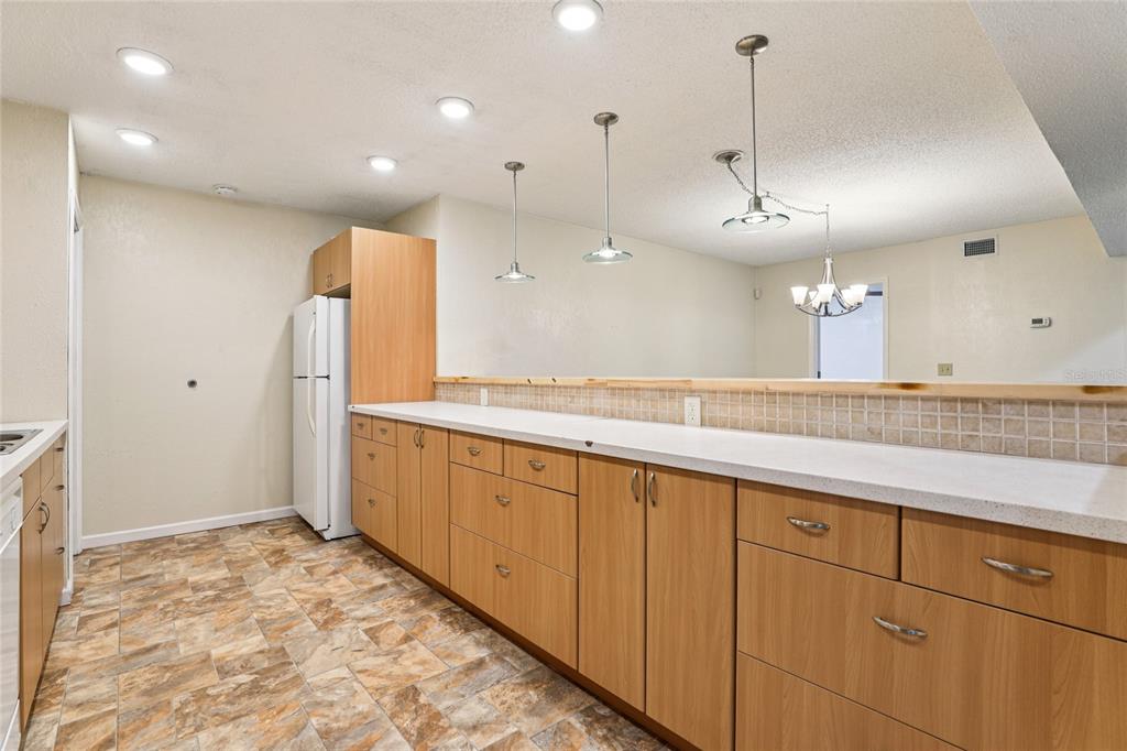 Port Orange, Florida, 32127, United States, 5 Bedrooms Bedrooms, ,4 BathroomsBathrooms,Residential,For Sale,1857697