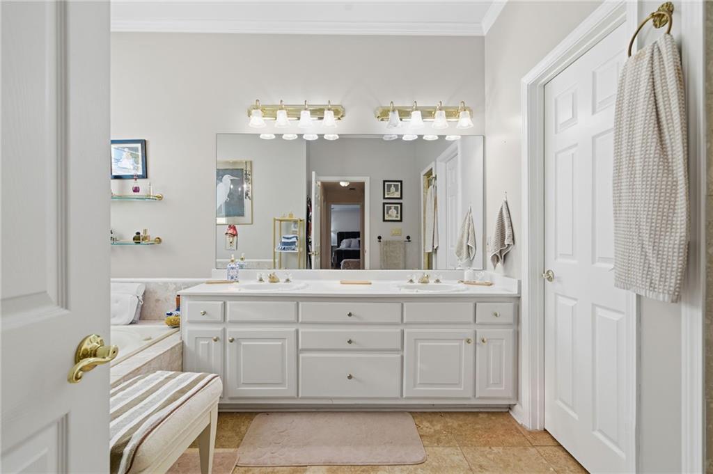 Cumming, Georgia, 30041, United States, 6 Bedrooms Bedrooms, ,5 BathroomsBathrooms,Residential,For Sale,2012319