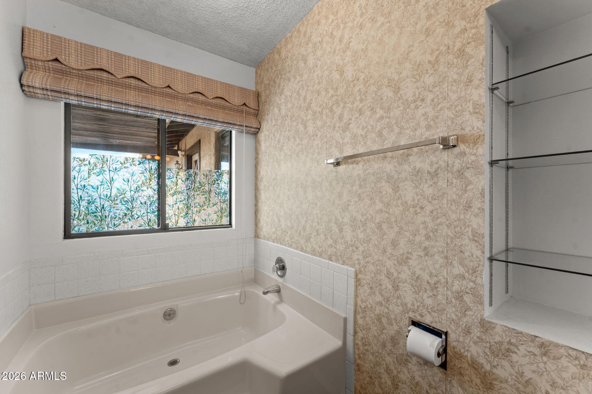 Wickenburg, Arizona, 85390, United States, 3 Bedrooms Bedrooms, ,2 BathroomsBathrooms,Residential,For Sale,2012857