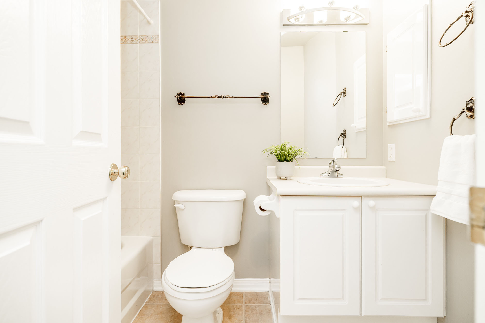 Ottawa, Ontario, K2J4W9, CA, 3 Bedrooms Bedrooms, ,4 BathroomsBathrooms,Residential,For Sale,1991097