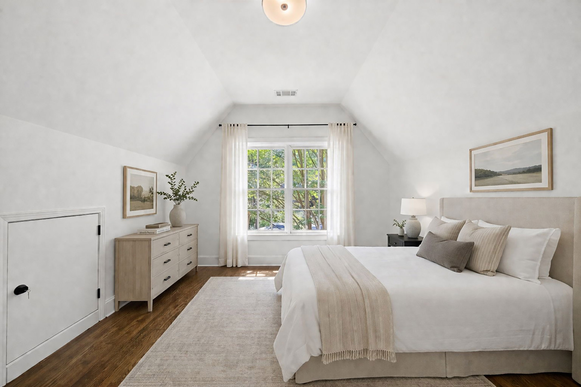  Stunning and Completely Renovated Morningside Home on 3.2+/- Acre Estate Lot - 物件實景