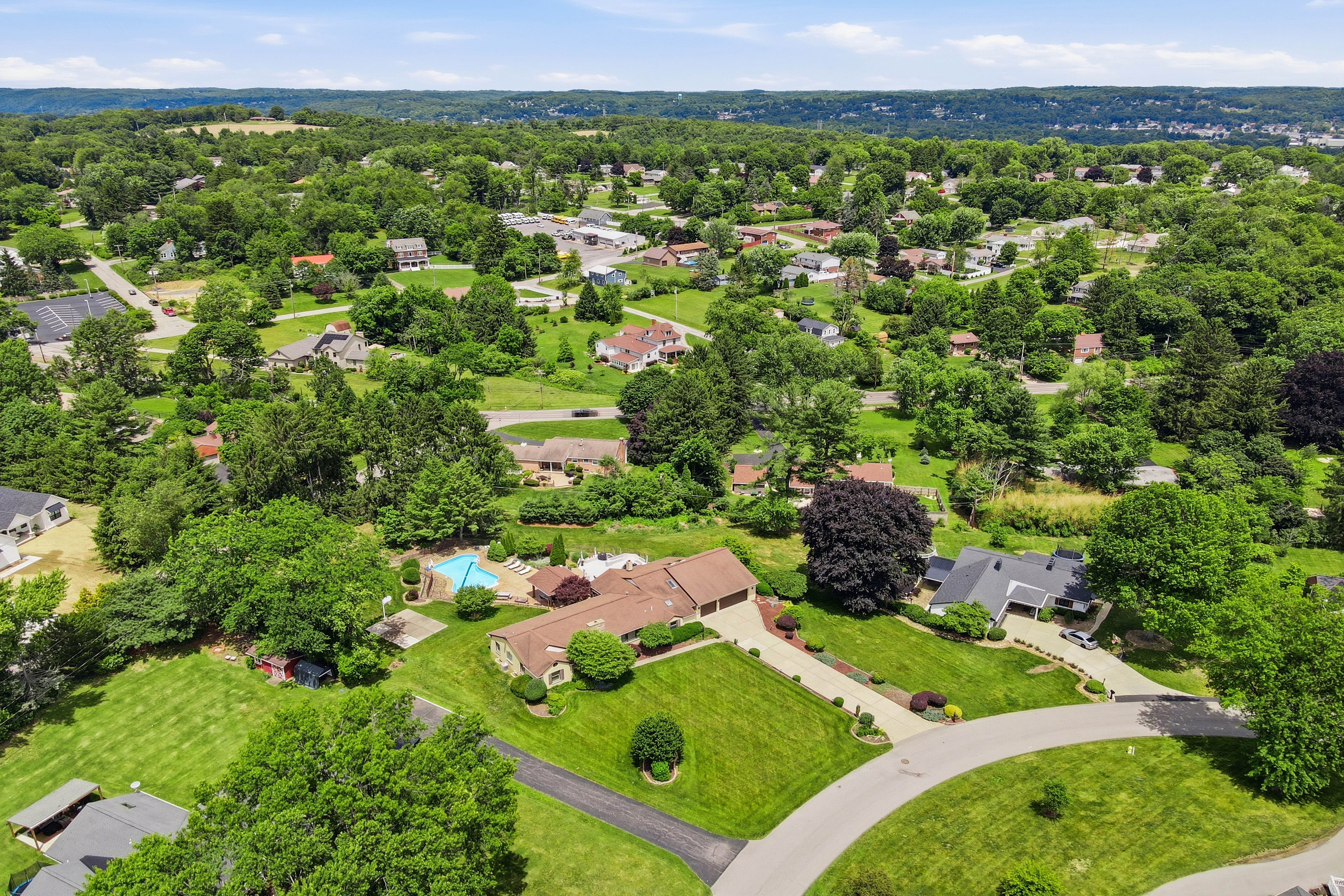  135 Windy Ghoul Drive, Beaver, PA 15009 - 物件實景