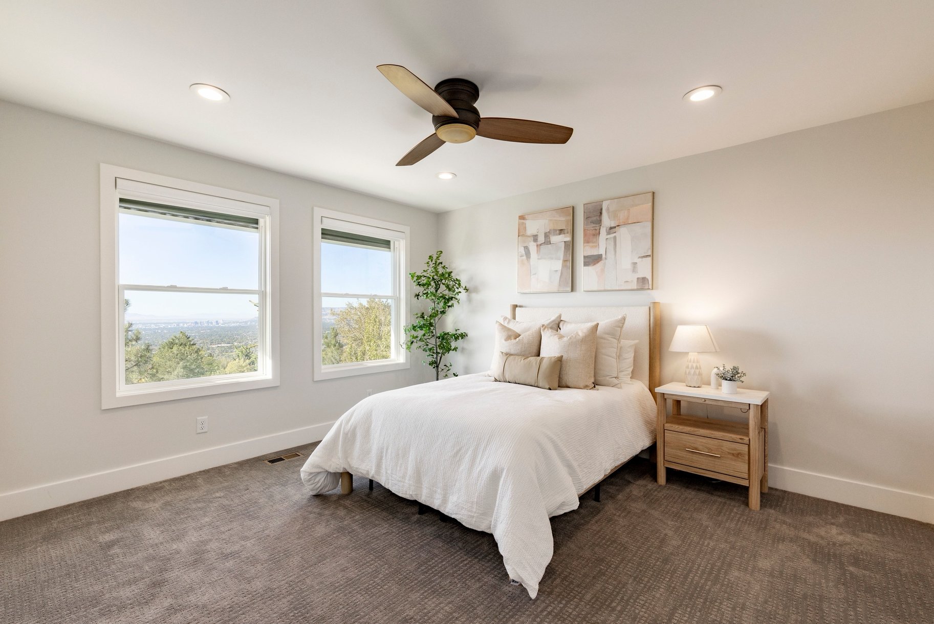  Renovated Olympus Cove Rambler with Sweeping Valley Views - 物件實景