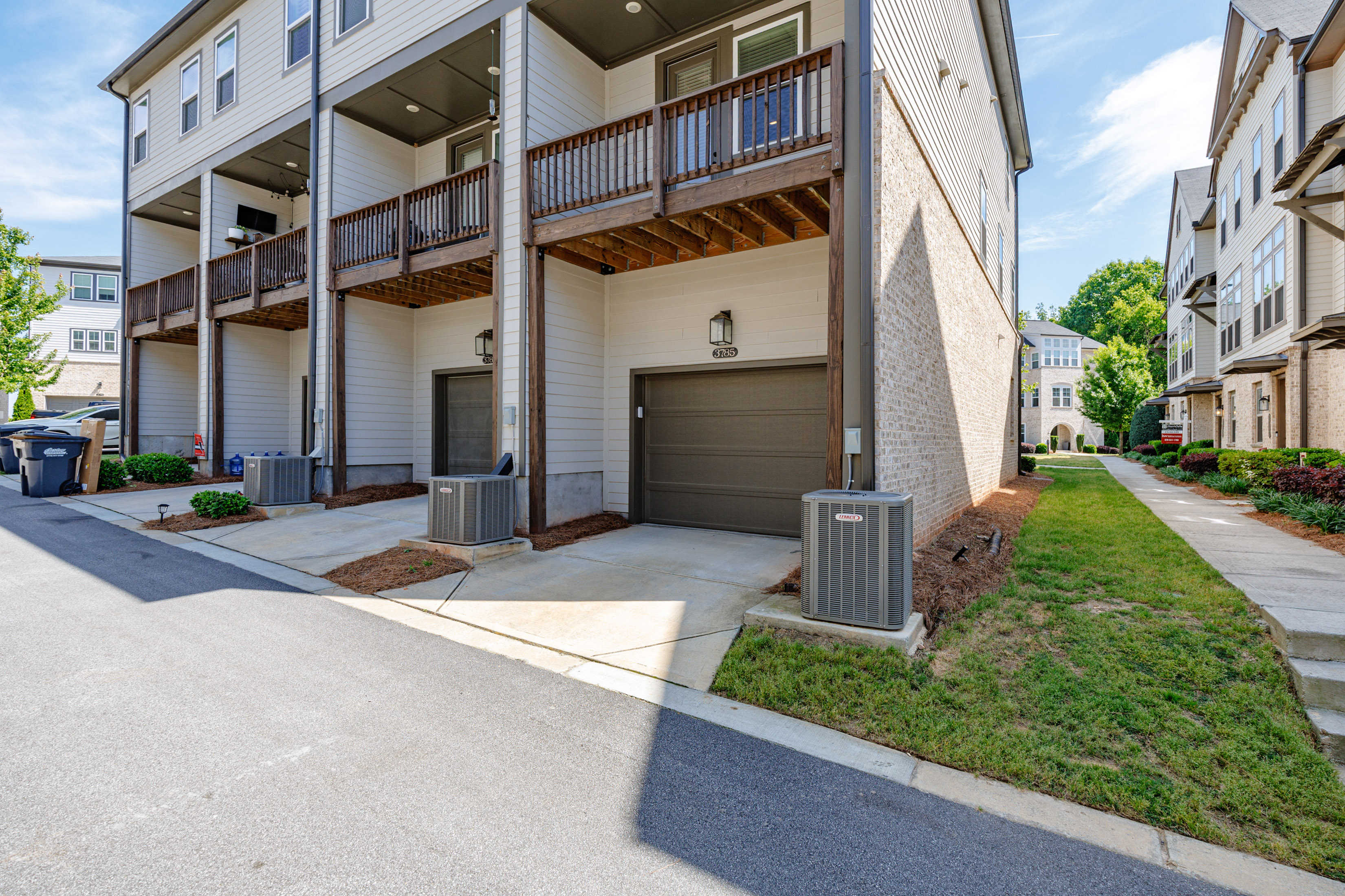  Beautifully Upgraded End Unit Townhome in the Heart of Vinings - 物件實景