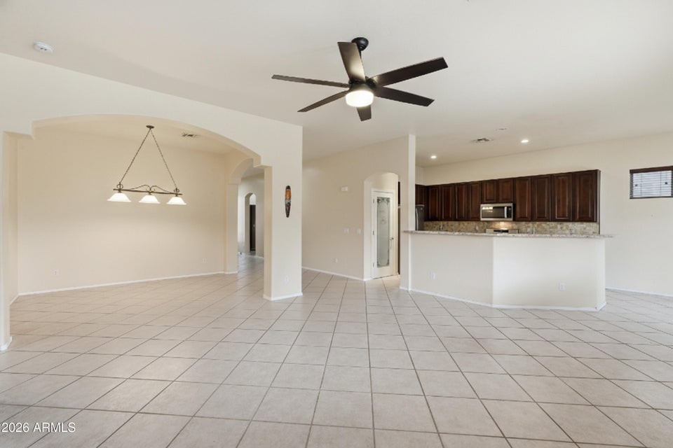 Chandler, Arizona, 85249, United States, 3 Bedrooms Bedrooms, ,2 BathroomsBathrooms,Residential,For Sale,2014017