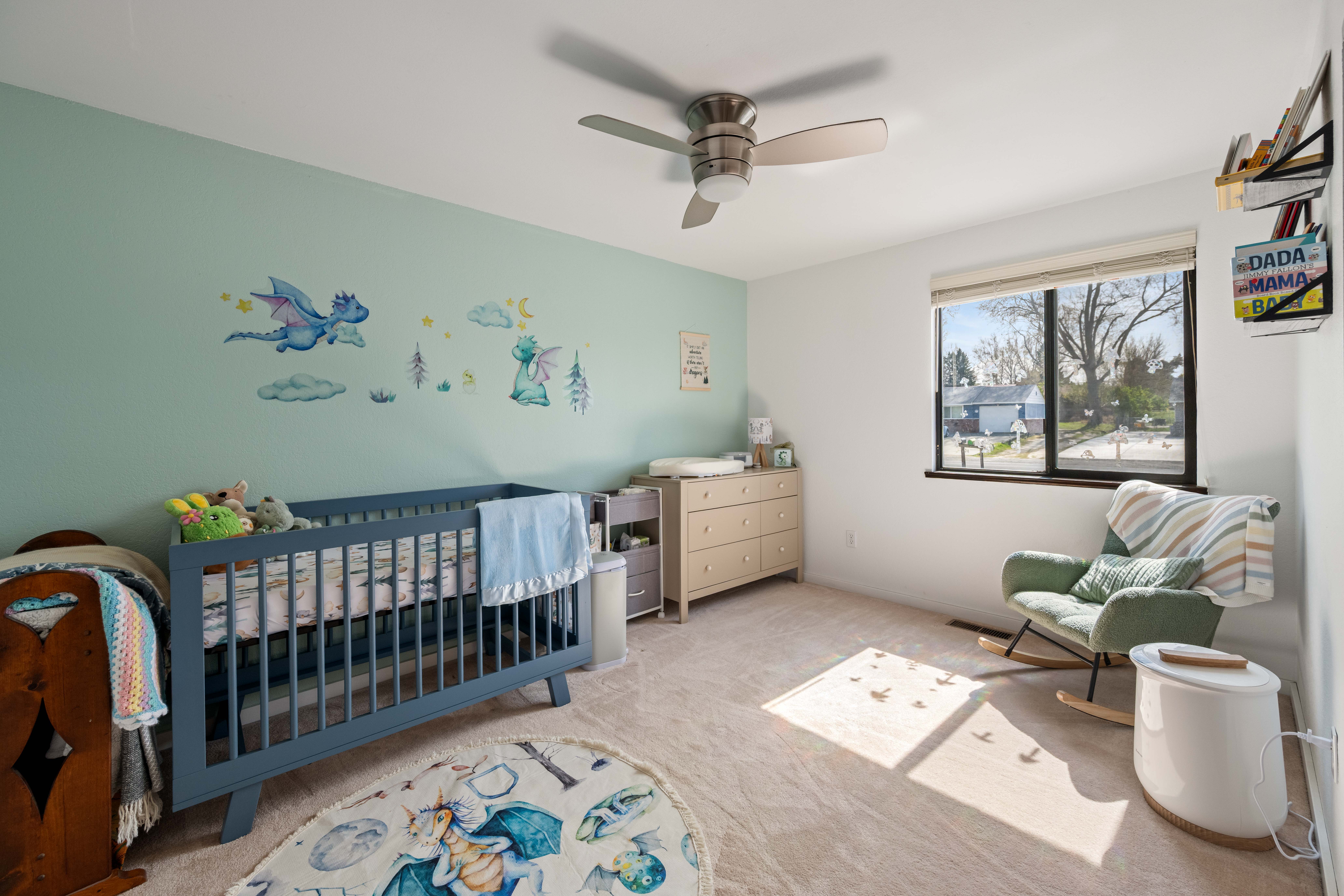  Stunning Views & Solar Panel Efficiency - 物件實景